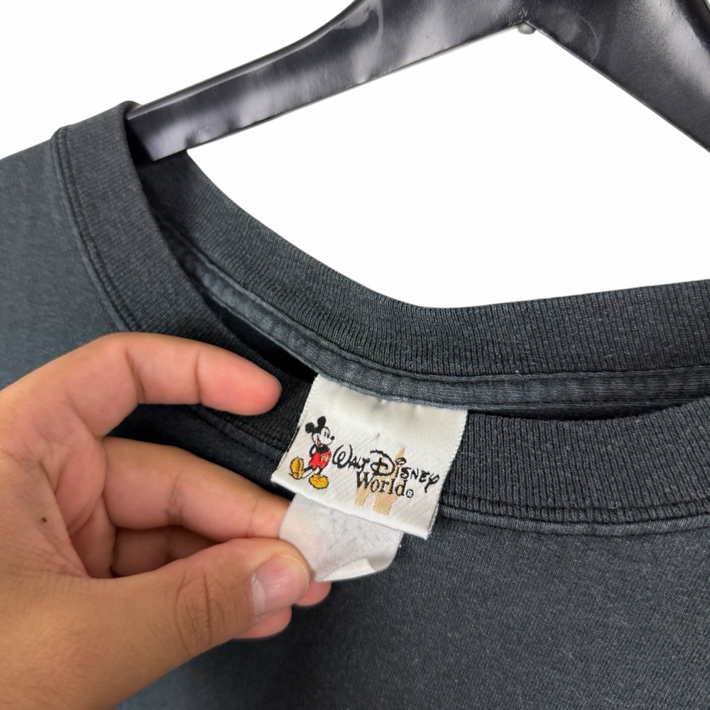 Vintage 90s Walt Disney Front Pocket Small Logo Faded Black Shirt Size XL - Picture 8 of 9